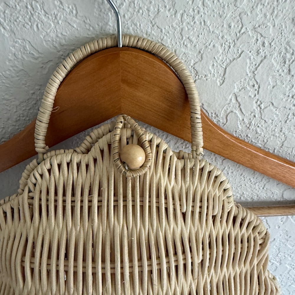 Olli Ella Seashell Rattan Handbag - Picture 3 of 5
